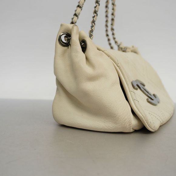 Chanel Chain Shoulder Bag Leather Ivory Silver Metal Fittings - Picture 2 of 7